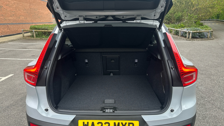 Volvo Xc40 1.5 T3 [163] R DESIGN 5dr Petrol Estate